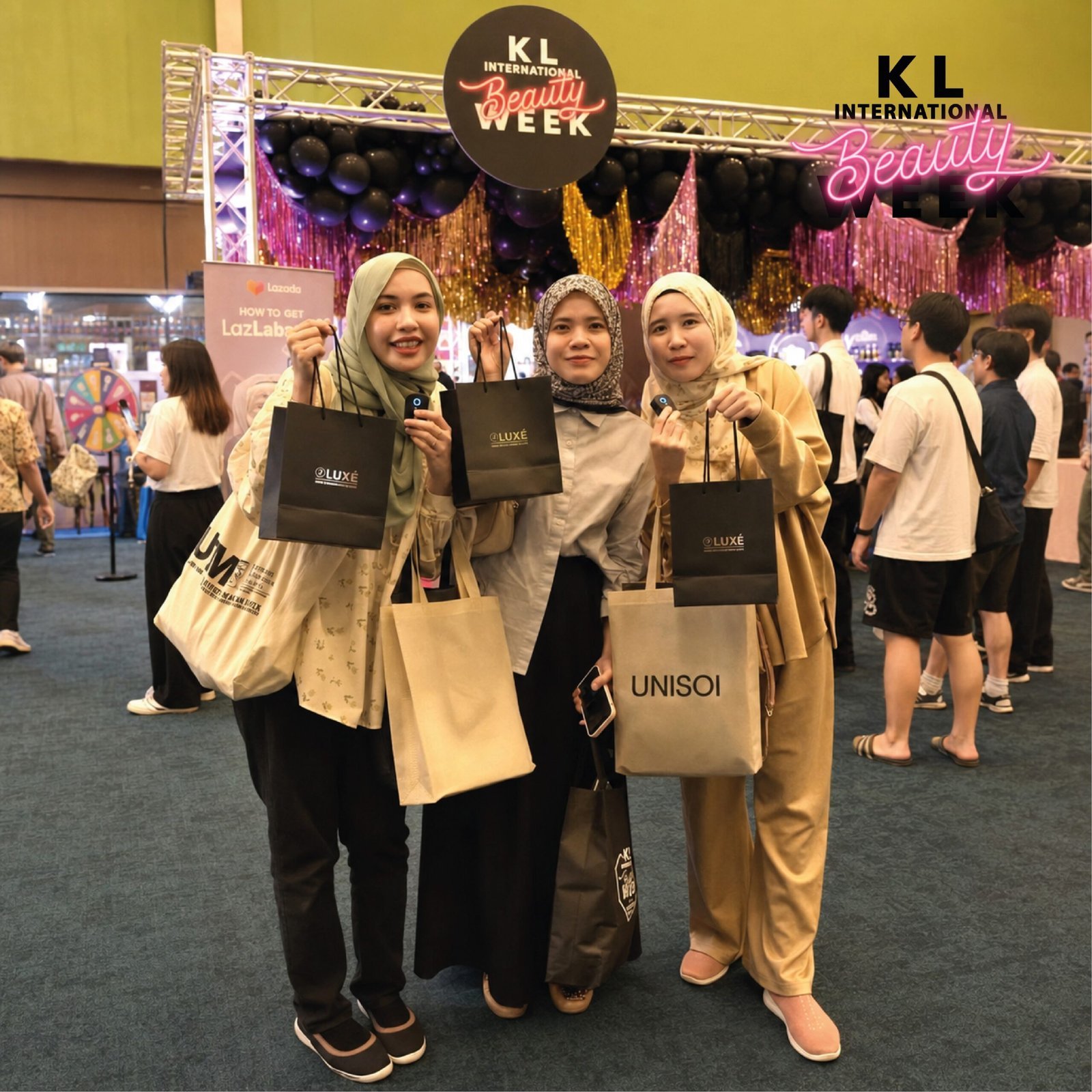 Majlis dan aktiviti Luxe Perfect Cover bersama pengguna (10)